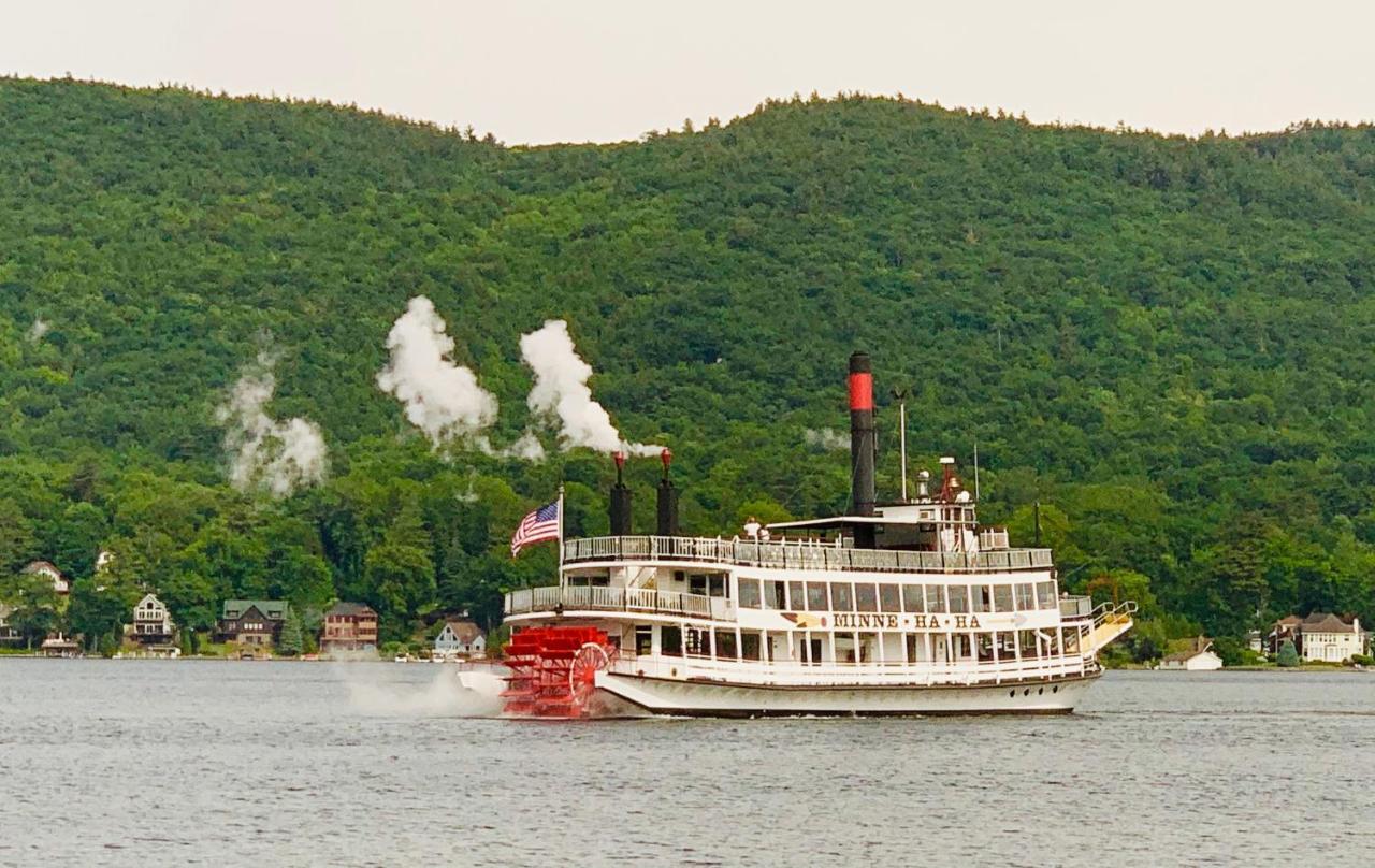 The Sundowner On Lake George Motel Exterior photo