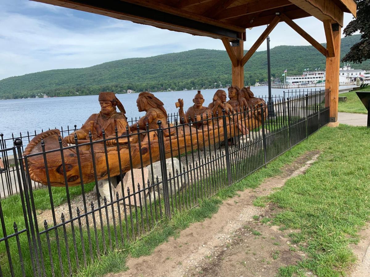 The Sundowner On Lake George Motel Exterior photo