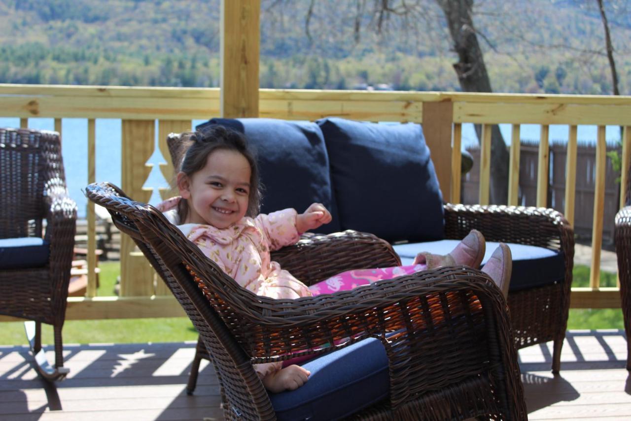 The Sundowner On Lake George Exterior photo
