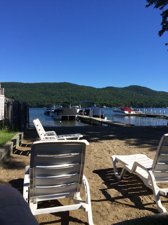 The Sundowner On Lake George Motel Exterior photo