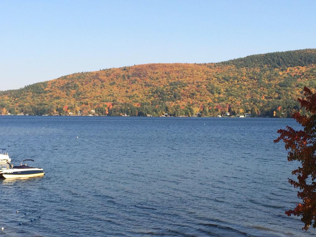 The Sundowner On Lake George Exterior photo