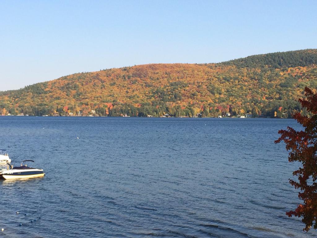 The Sundowner On Lake George Motel Exterior photo